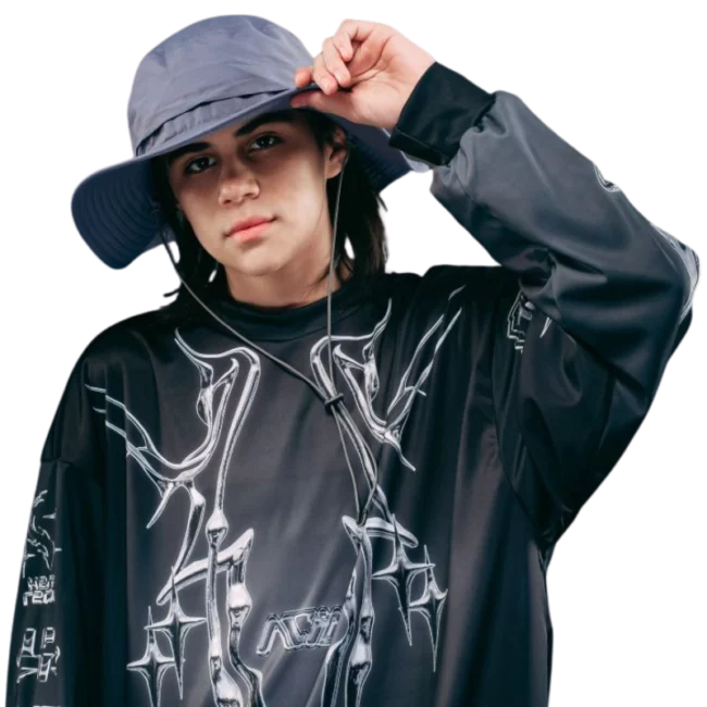 Valentino Merlo cantando en vivo. Contratar a Valentino Merlo para festivales y eventos.